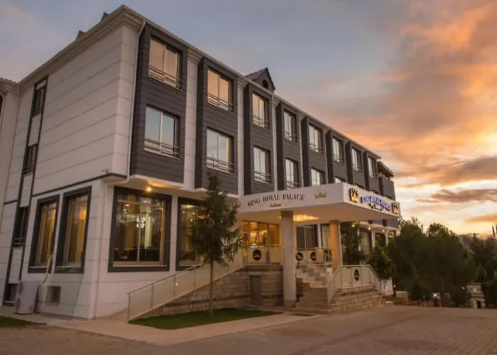 King Royal Palace Salkim Hotel